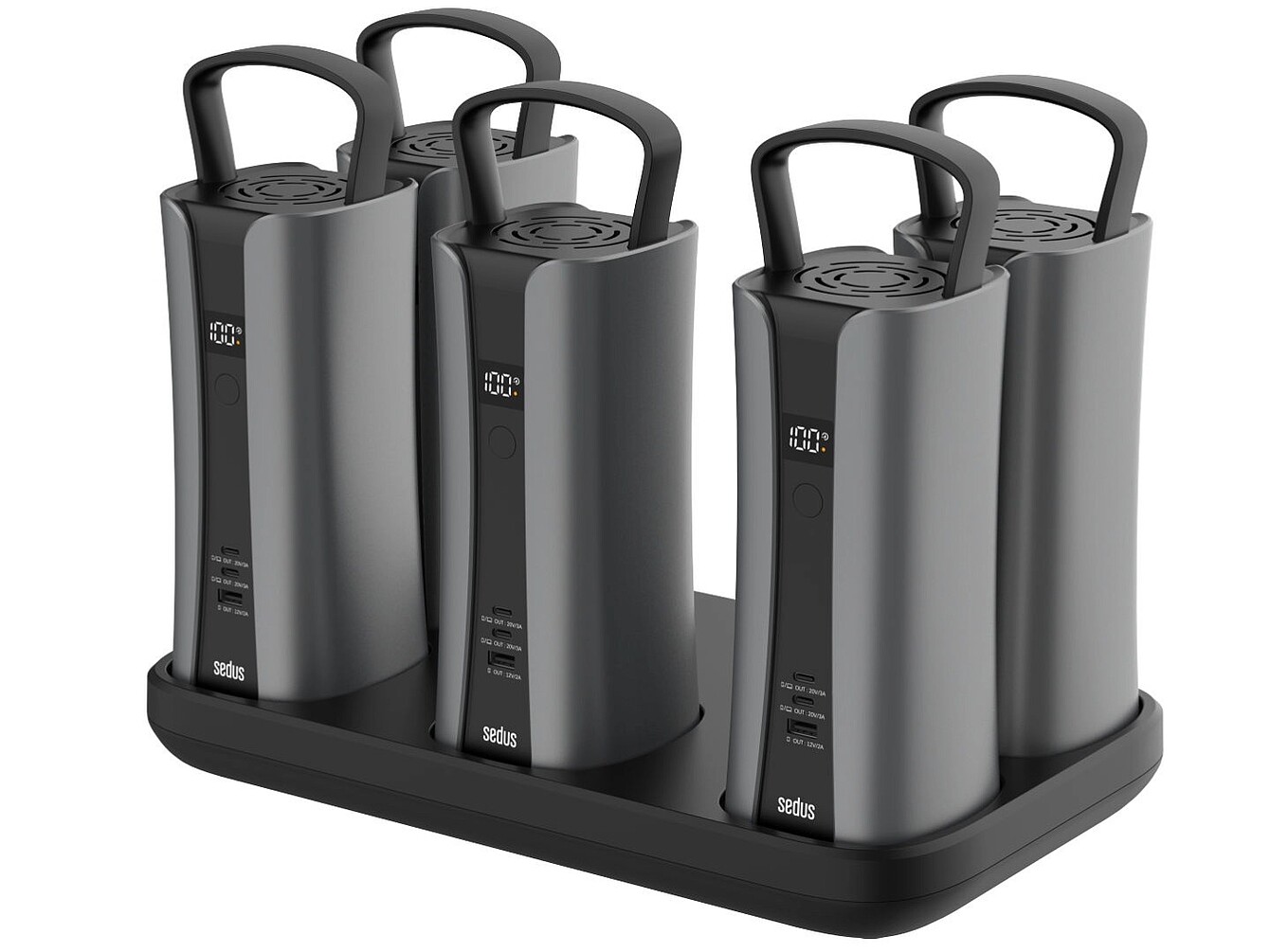 Cinque batterie portatili se:charge con maniglie appoggiate su una base di ricarica rettangolare nera