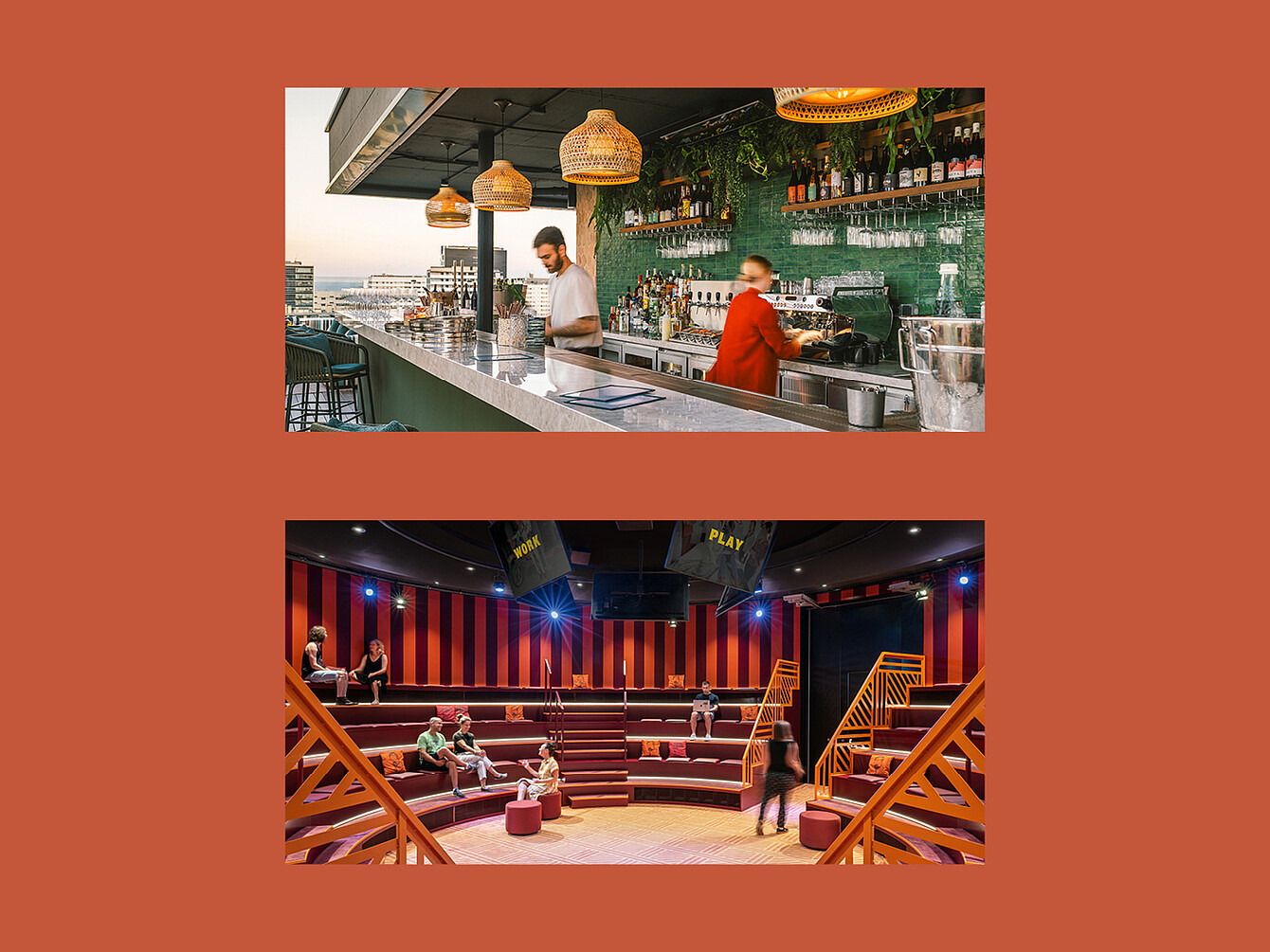 Un bar moderne avec des lampes en osier suspendues et un mur carrelé de vert derrière le comptoir, avec deux personnes au travail, et un auditorium à gradins avec des murs rayés et des sièges dispersés où les gens sont assis et marchent. 