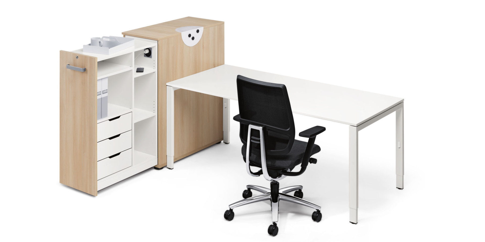 Espace de rangement le long du poste de travail individuel