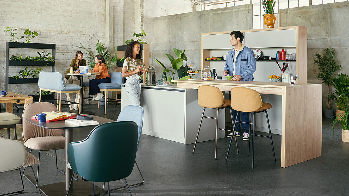 Hub Work Café: The lively centre for exchange, work and community