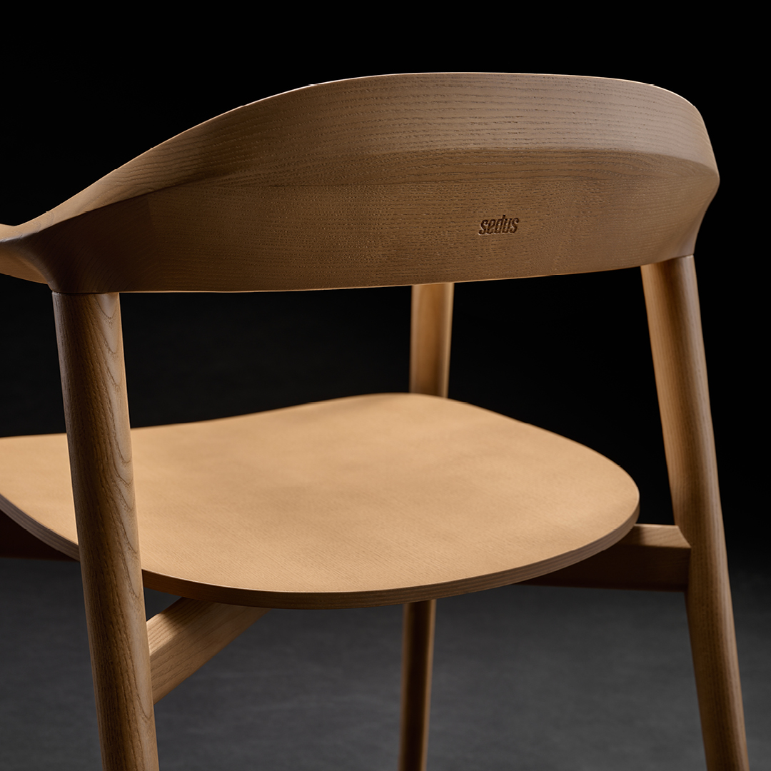 se:café wooden chair & lounge chair