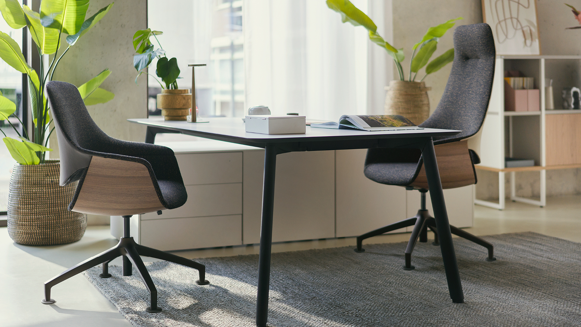 se:vision desk & storage – Premium-Design für Management-Arbeitsplätze