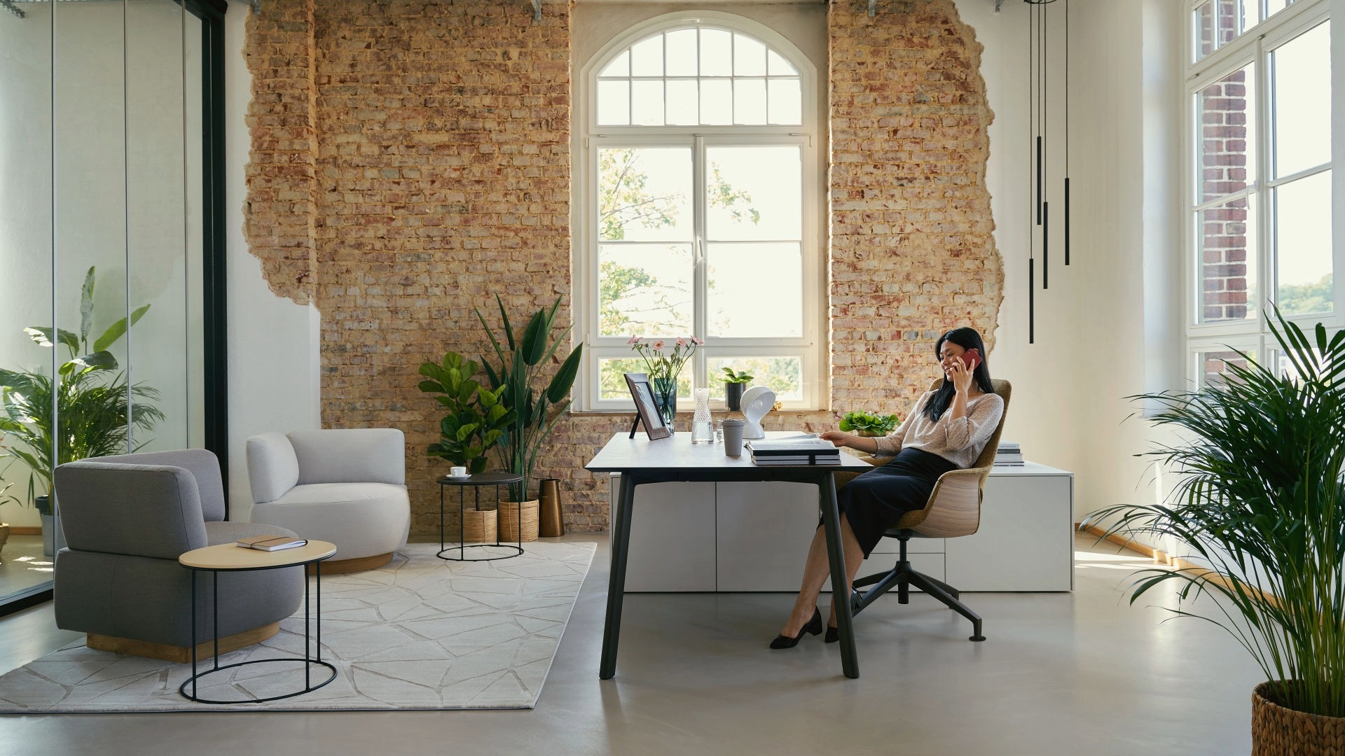 Trabajo híbrido: las ventajas del teletrabajo frente al trabajo en la oficina