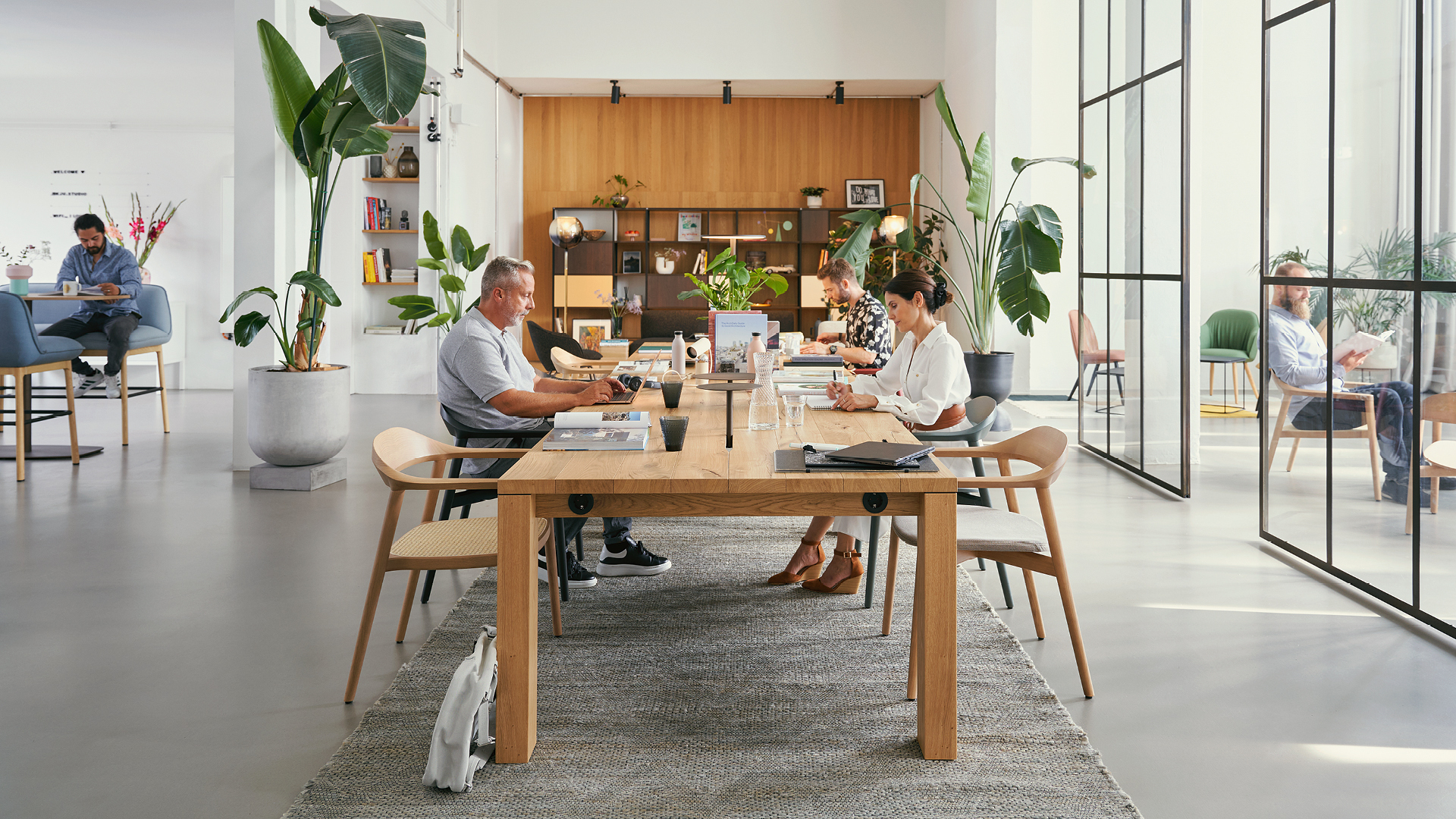 Archétypes des cafés-bureaux : la bibliothèque
