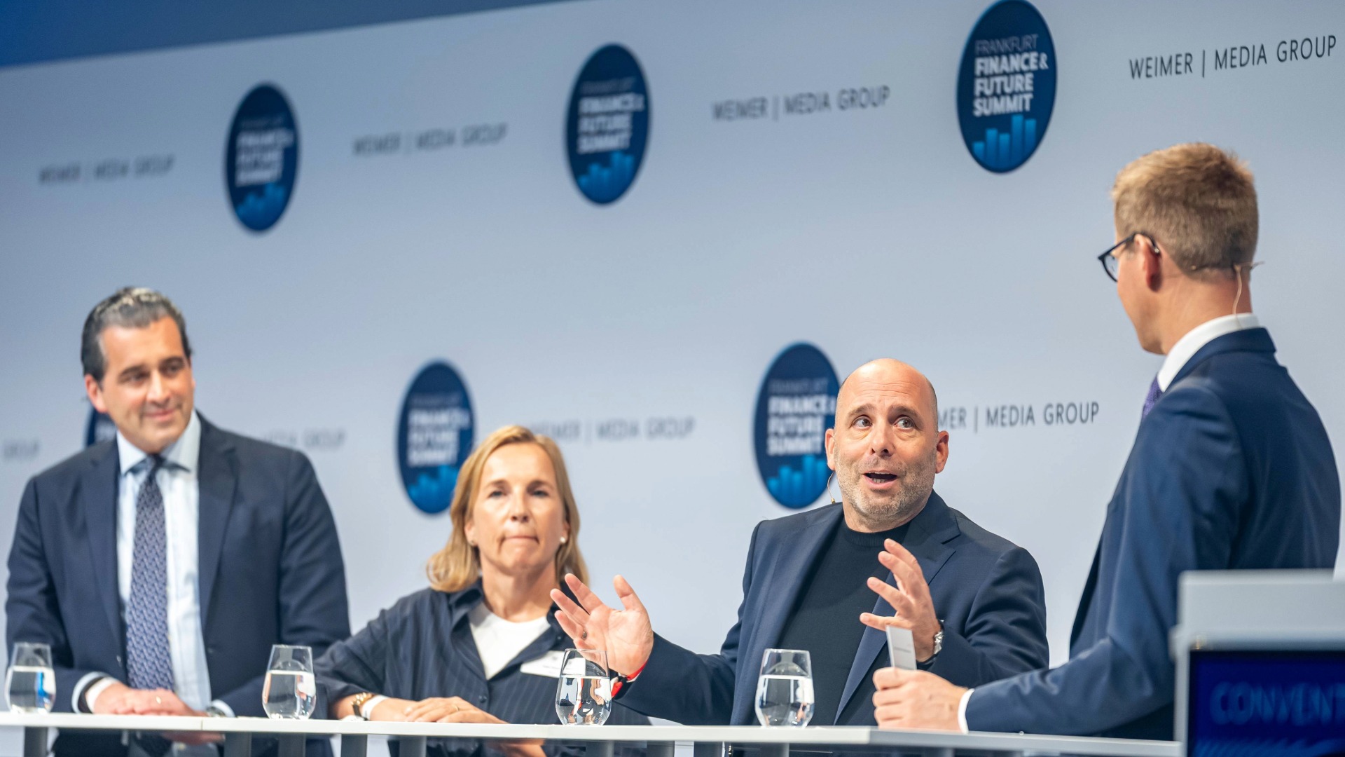 Cómo los espacios dan forma a la transformación: Sedus en la Cumbre de Finanzas y Futuro de Fráncfort 2025
